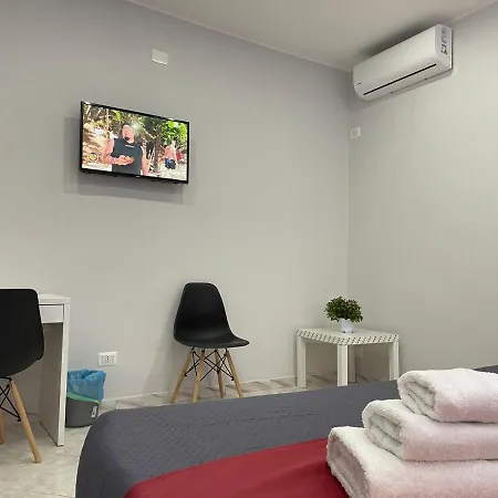Pacini 88 Rooms And Apartment Catania Centro Exterior photo